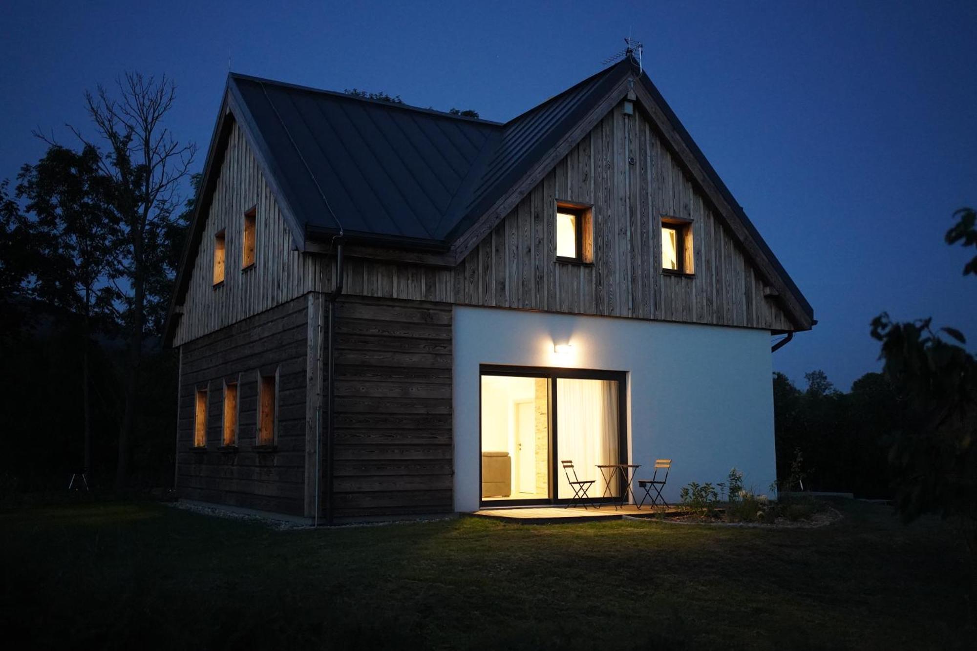Rodinny Apartman Cista Cerný Dul Exterior foto